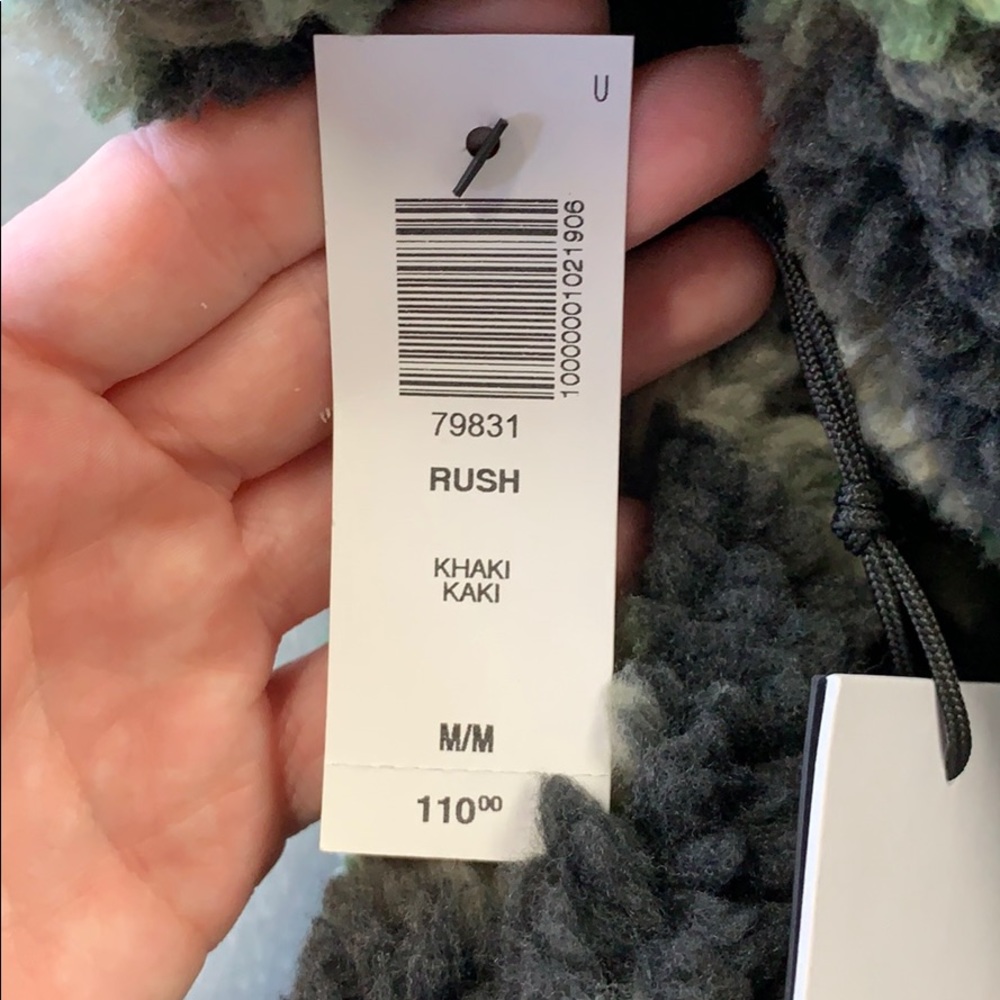 NWT TNA half zip Camo teddy - Picture 3 of 7